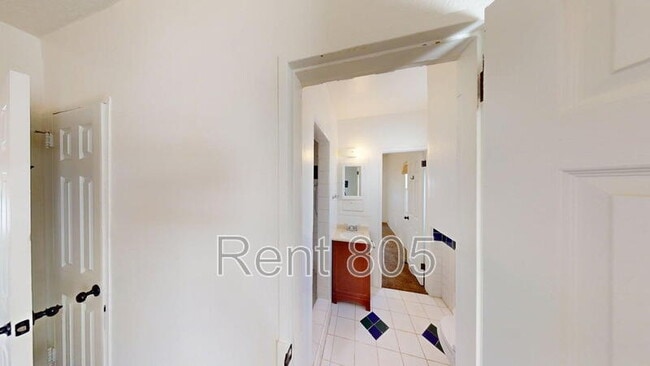 Building Photo - 9128 Nye Rd