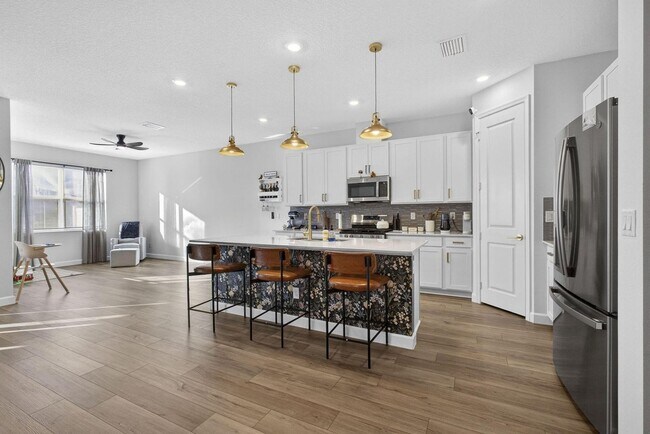 Building Photo - 1543 Stockbridge St