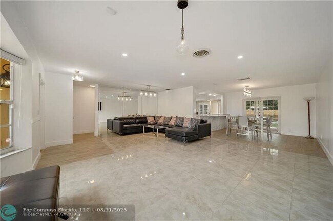 Building Photo - 4115 Madison St