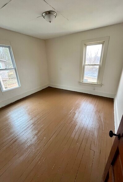 Building Photo - 590 Schiller Ave