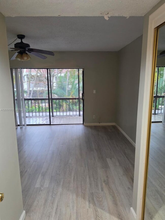 Building Photo - 6630 Racquet Club Dr