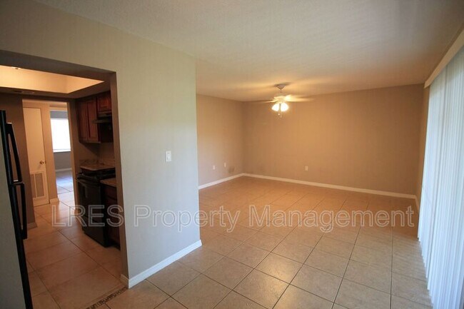 Building Photo - 4723 S Texas Ave