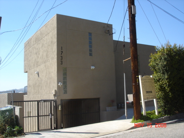 Building Photo - 1733 Lucile Ave