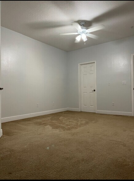 Building Photo - 14226 Fredricksburg Dr