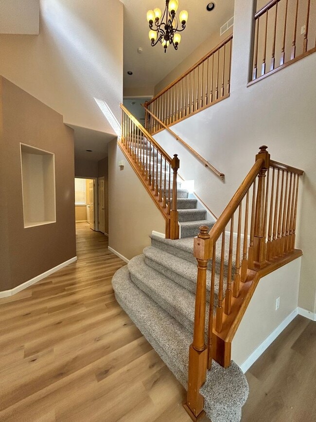 Building Photo - Spacious 3Bd Home in the Broadlands