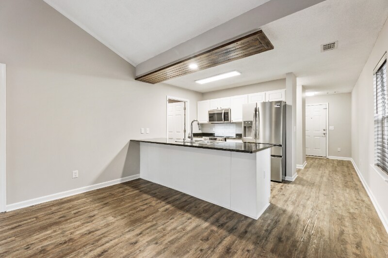 Building Photo - 4051 Hidden Hollow Dr