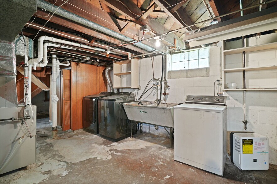 Basement - 1411 Goold St