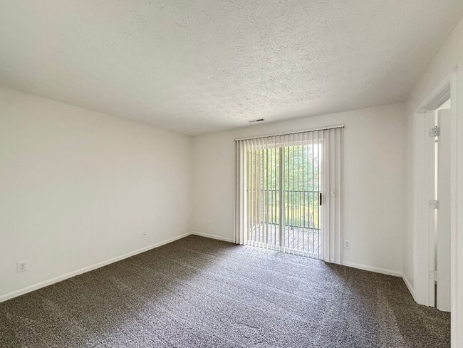 Building Photo - Battle Creek 1 Bedroom / 1 Bath Apartment – Available Now!