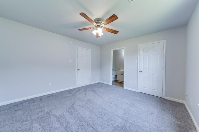 Building Photo - 2308 Red Baron Dr