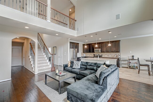 Building Photo - 9526 Bonbrook Bend Ln