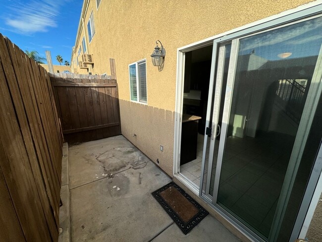 Building Photo - Greenfield Area