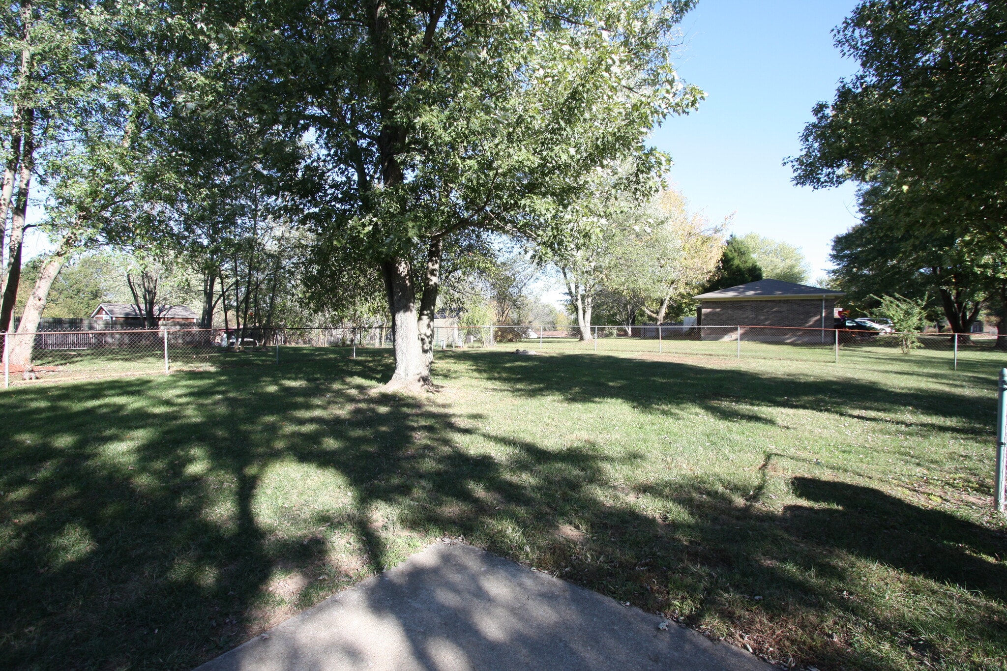 Fenced back yard - 6824 Hillside Drive