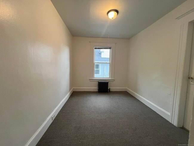 Building Photo - 334 Brightwood Ave