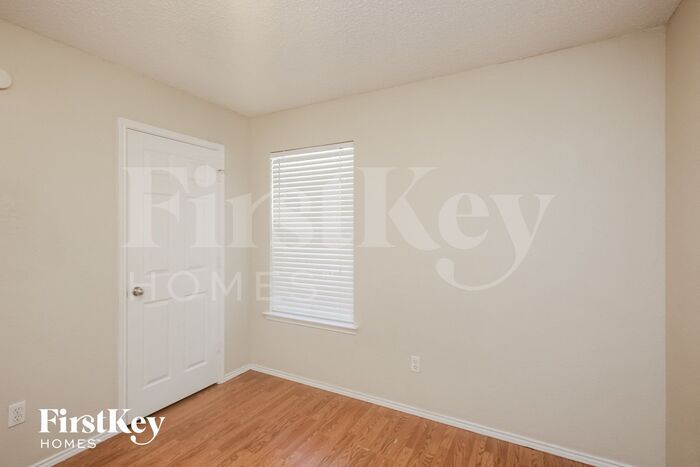 Building Photo - 6408 Stonewater Bend Trail
