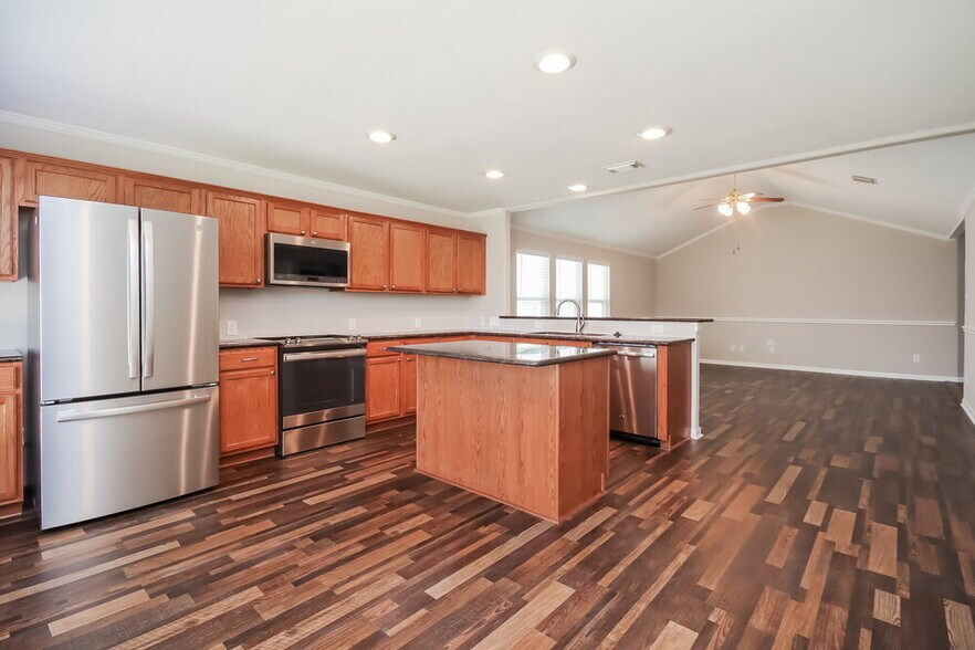 Building Photo - 21610 Gannet Peak Way