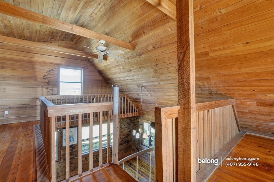 Building Photo - 1330 Niatross St