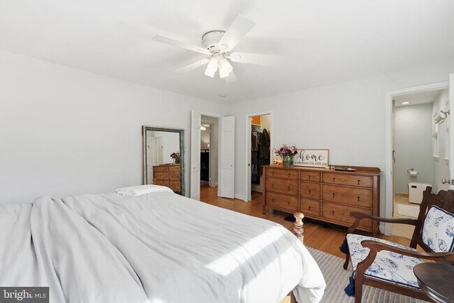 Building Photo - 7001 Arbor Ln