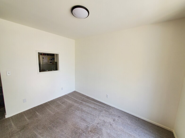 living room - 310 S 174th Pl