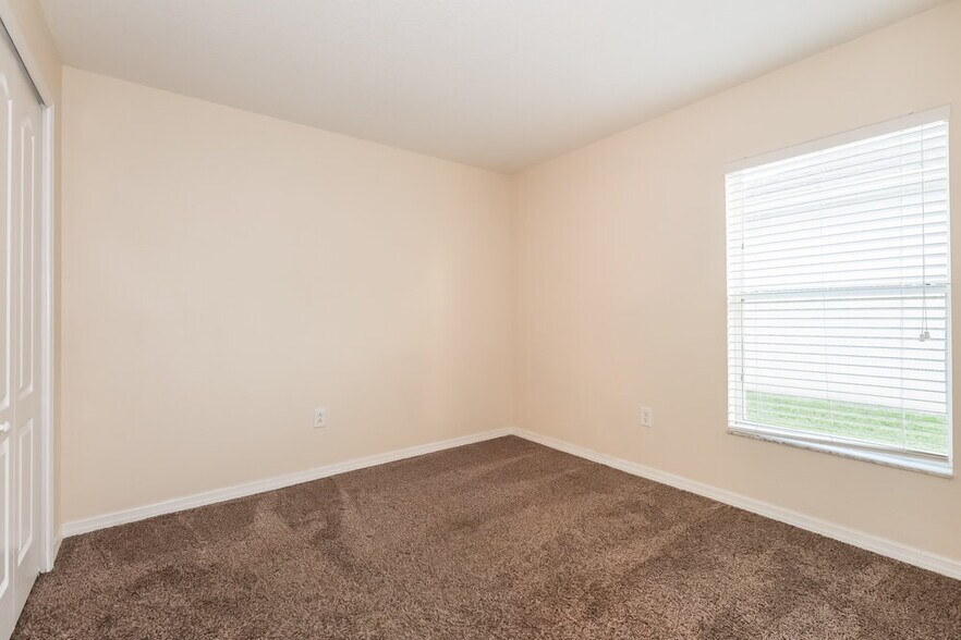 Building Photo - 2205 Colville Chase Dr