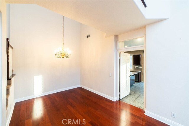 Building Photo - 27 Larkmead
