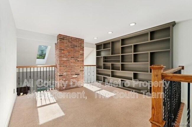 Building Photo - 7731 S Curtice Way