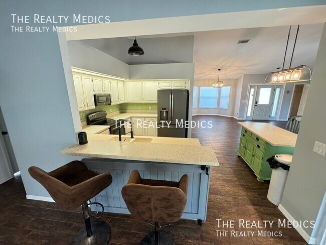 Building Photo - 2601 Bridle Dr