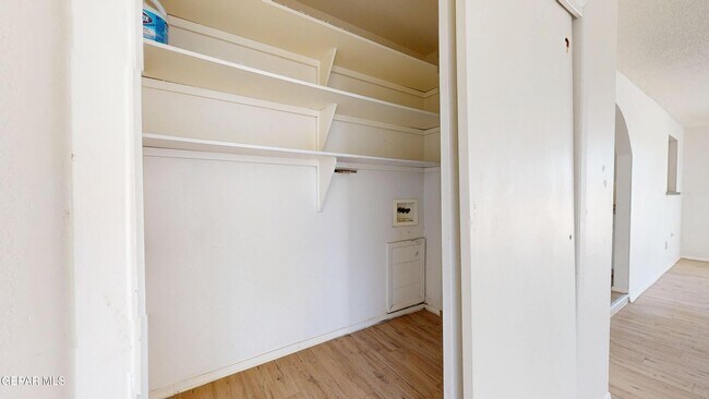 Building Photo - 4553 Skylark Way