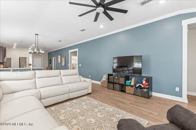 Building Photo - 162 Creekmore Dr