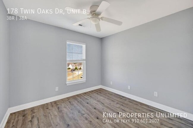 Building Photo - 178 Twin Oaks Dr