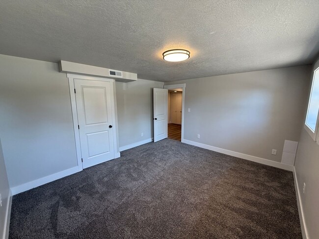 Building Photo - 3426 W 5300 S