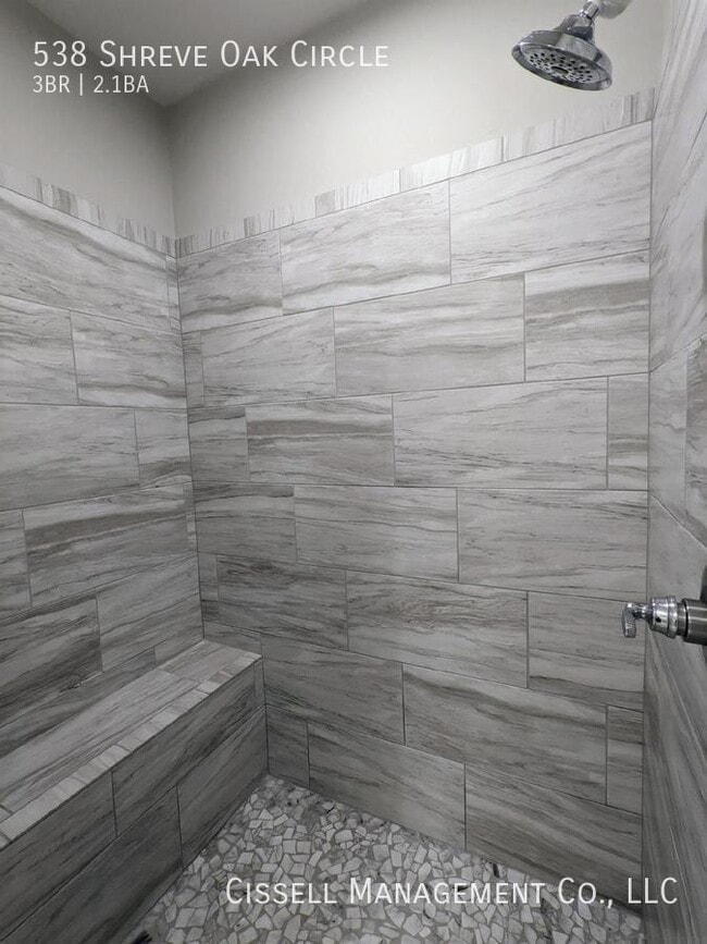 Building Photo - 538 Shreve Oak Cir