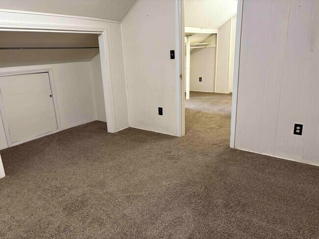 Building Photo - 23404 Plum Hollow St