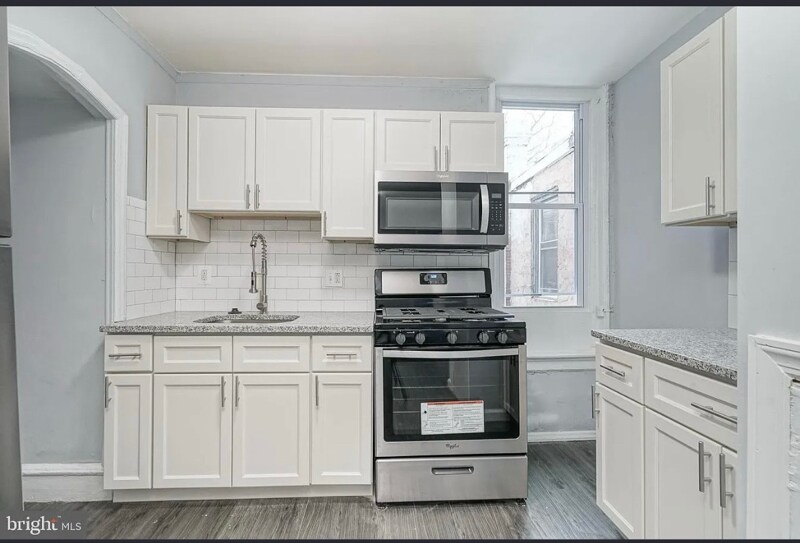 Building Photo - 5847 Willows Ave