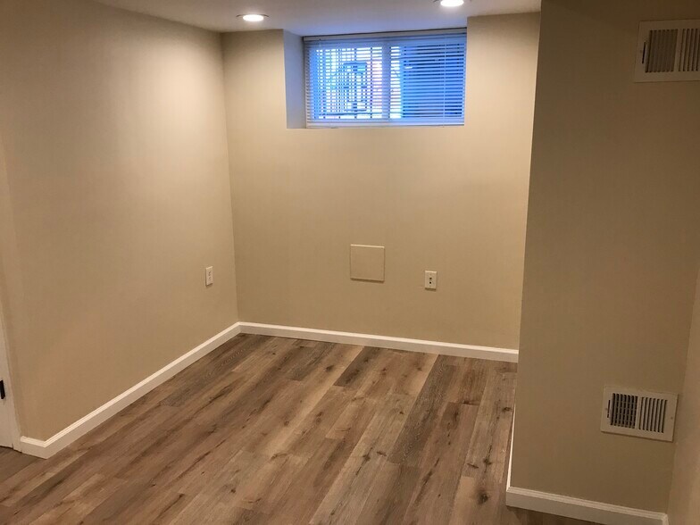 Living room - 1448 Newton St NW