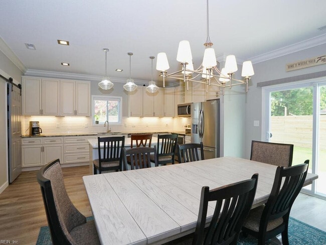 Building Photo - 1849 Steve Ln