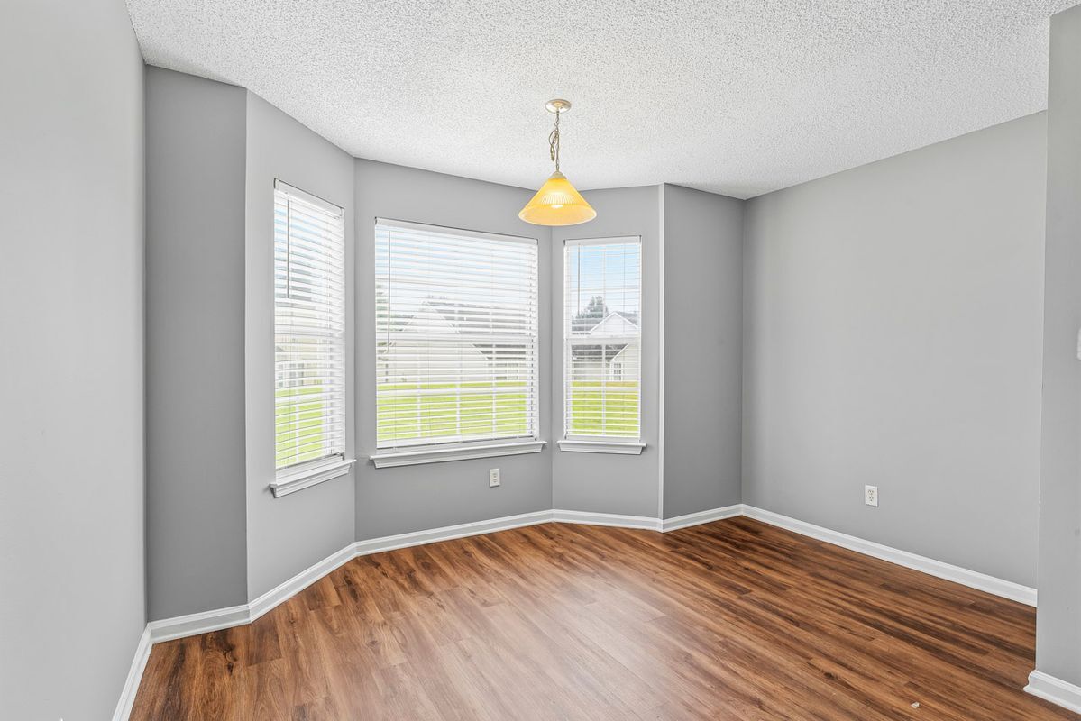 Building Photo - 11925 Spring Lake Way