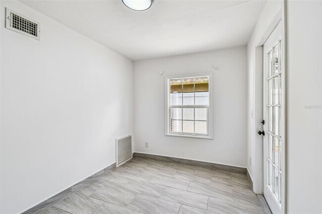 Building Photo - 12257 Eldon Dr