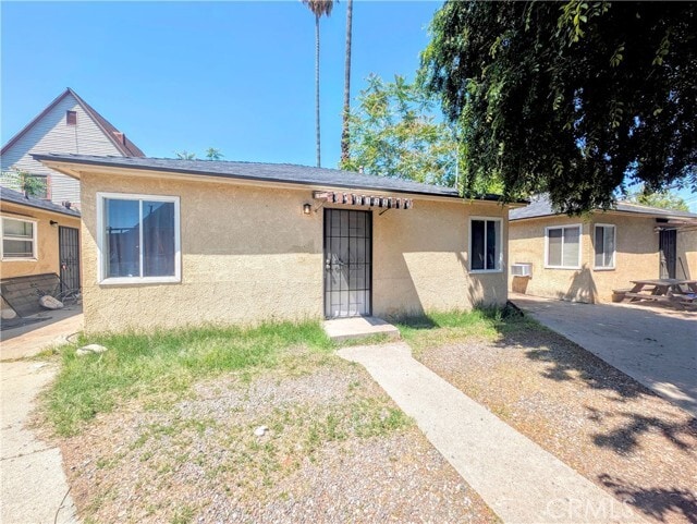 Primary Photo - 2125 N Sierra Way