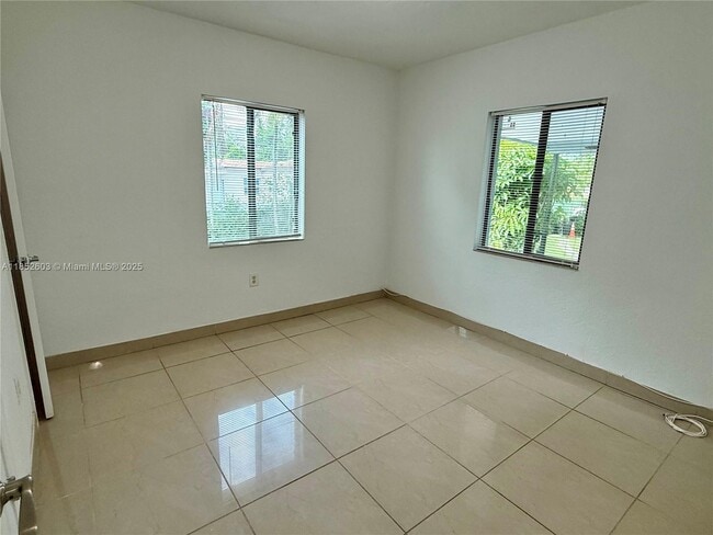 Building Photo - 6111 Coral Wy