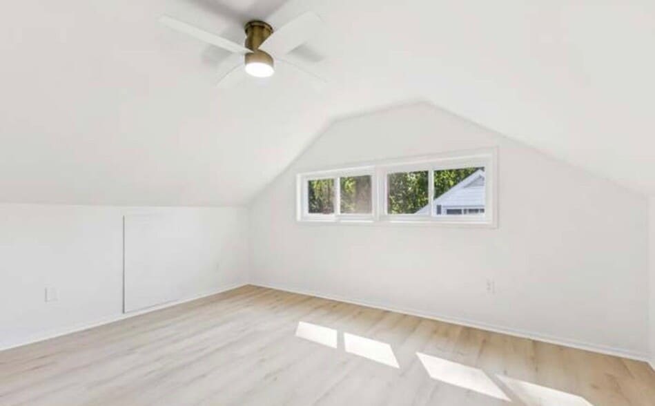 Building Photo - 1622 Farragut Ave