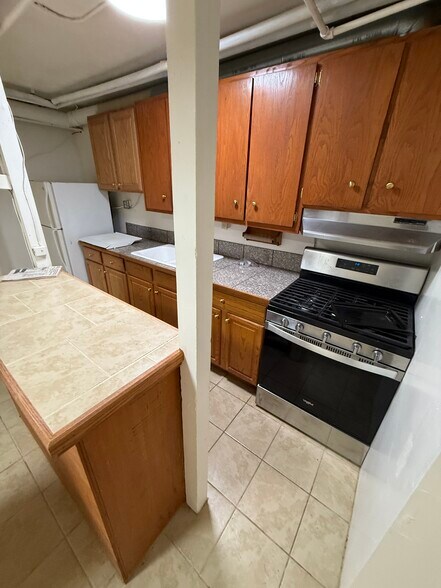 Building Photo - 405 Fieldston Rd