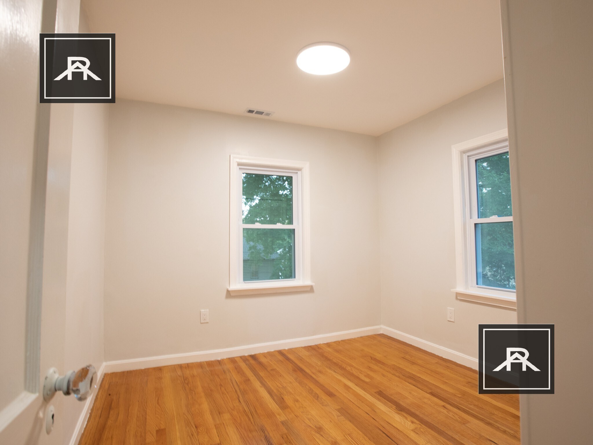 Building Photo - 48 Greycliff Rd