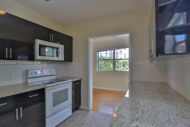 Building Photo - 47 Sidonia Ave
