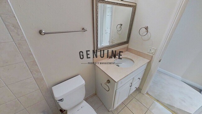 Building Photo - Large 4 Bedroom House with Pebble Bottom Pool - Backyard Oasis!