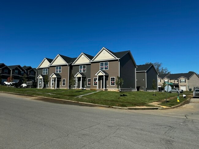 Building Photo - 3192 Sandersville Rd