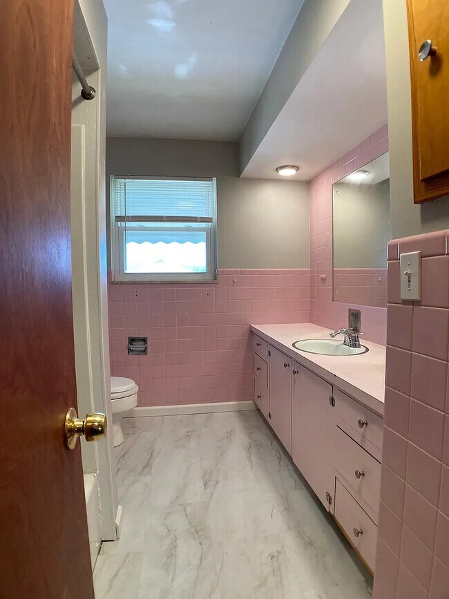 510 N Hawkins Ave 510 N Hawkins Ave Akron OH 44313 Apartment Finder