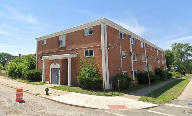 Building Photo - 14815-14835 Euclid Ave