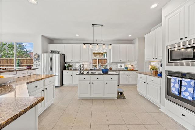 Building Photo - 2713 Creek Crossing Dr