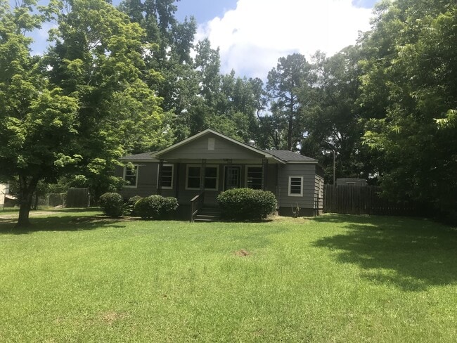 Building Photo - ***UPCOMING**2 Bedroom / 1 Bathroom Home for Rent in North Columbus, GA***