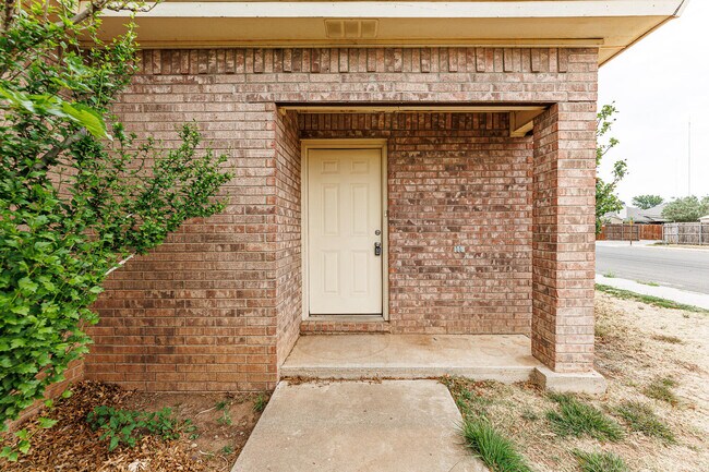 Building Photo - 3102 109th St